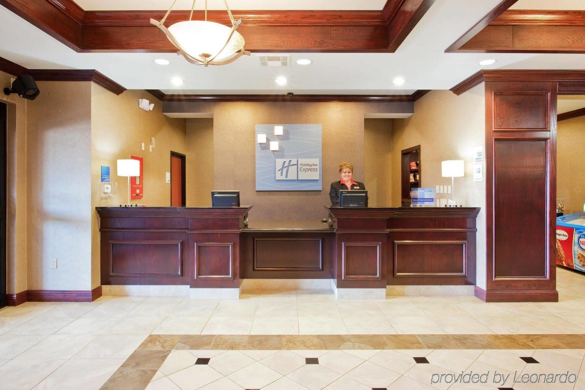 Red Lion Inn & Suites Mineral Wells Buitenkant foto