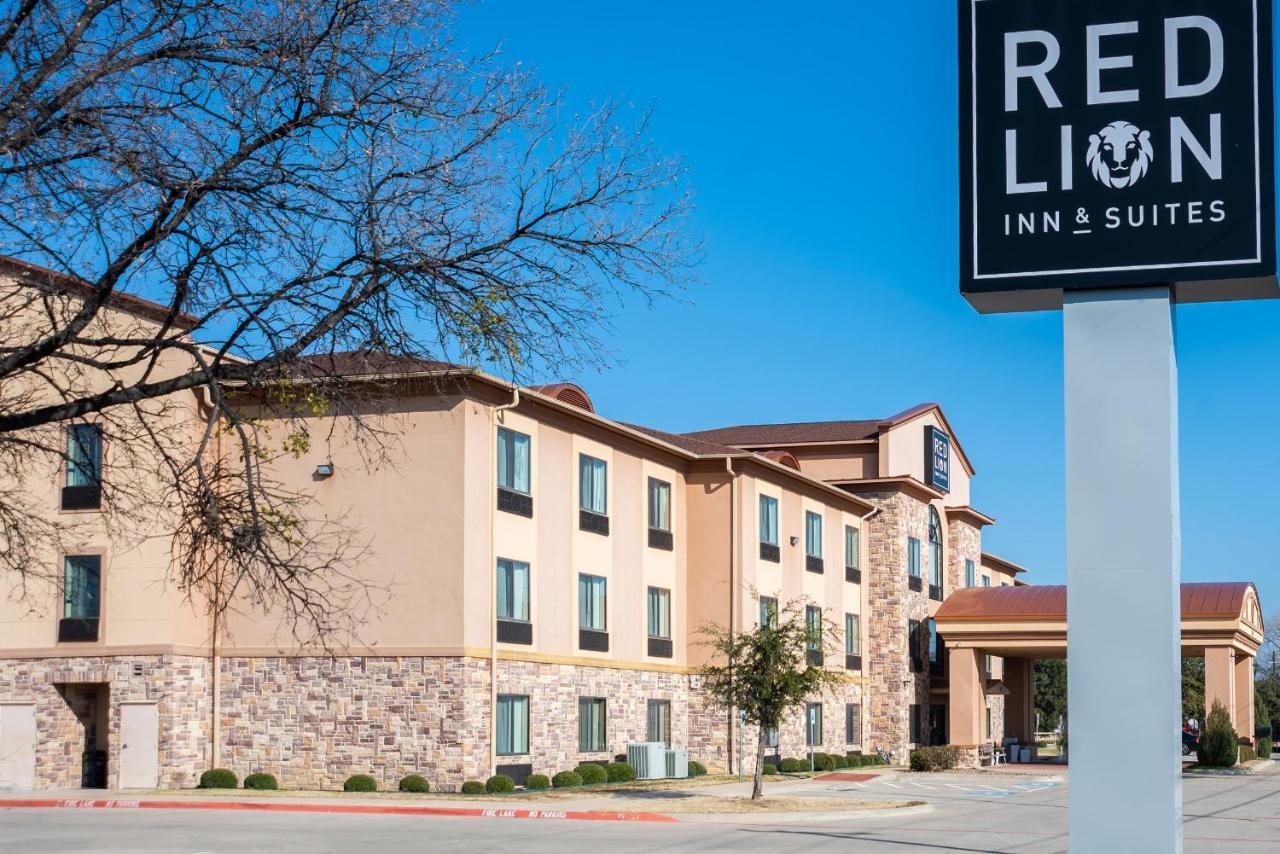 Red Lion Inn & Suites Mineral Wells Buitenkant foto